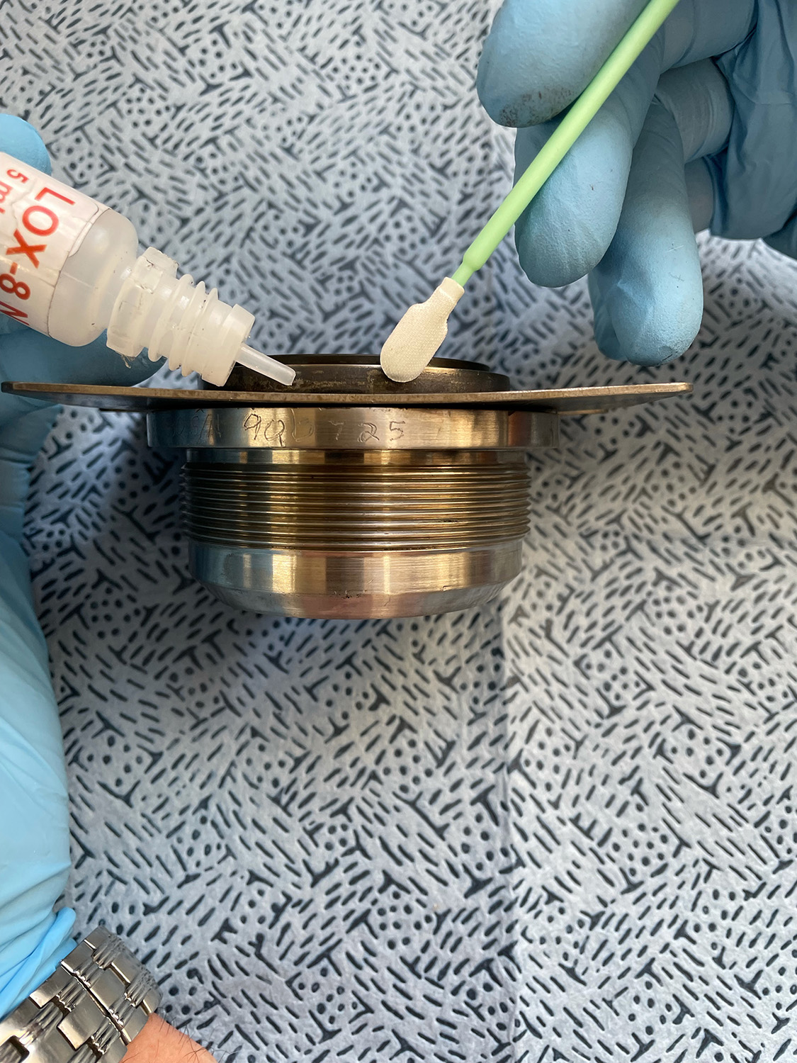 Solvent-free LOX-8 NF Oil is applied  to seals inside pumps