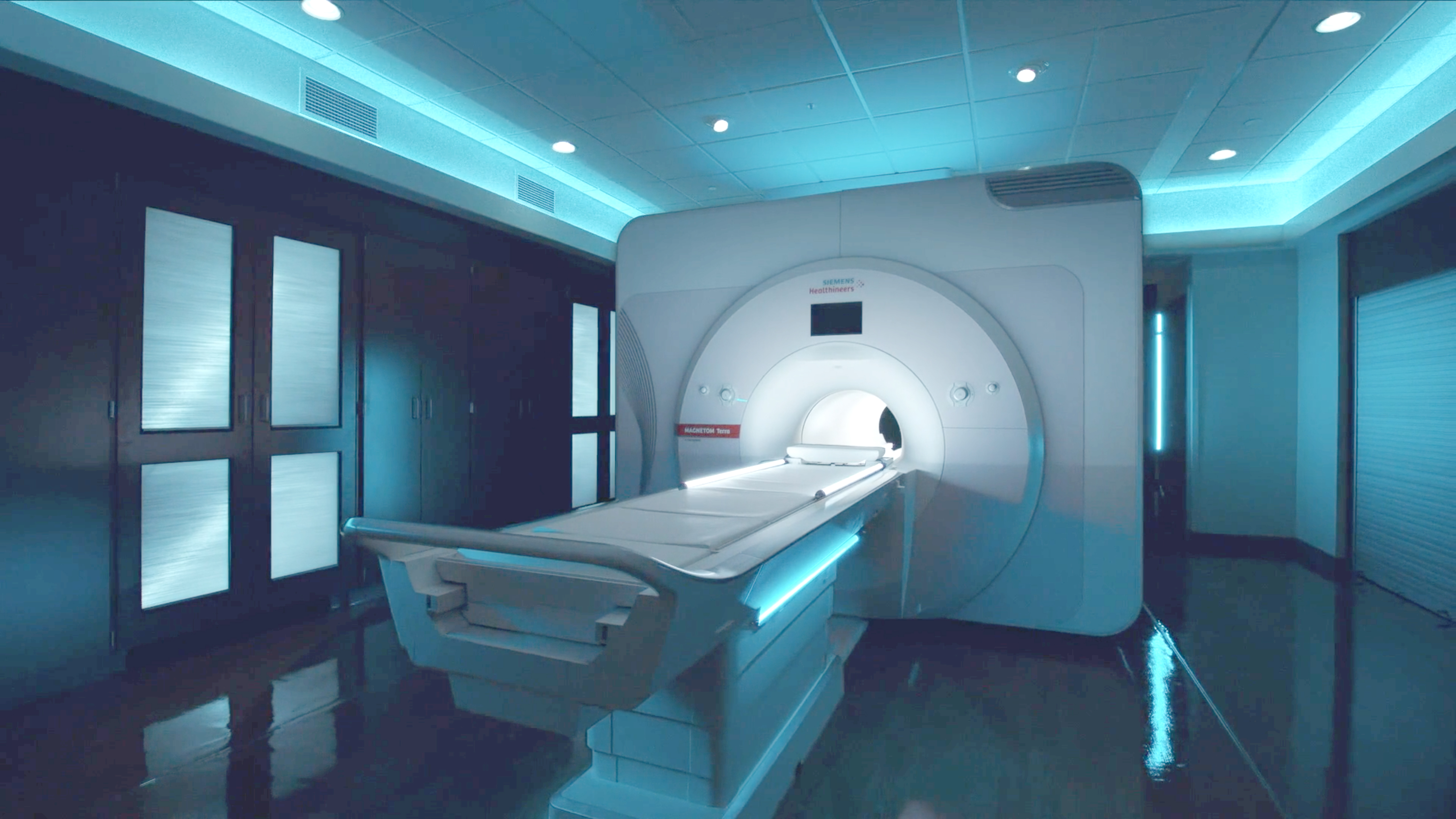Image 2: The 7 Tesla MRI scanner co-owned and operated by UIUC and Carle in the Carle Illinois Advanced Imaging Center in Urbana.