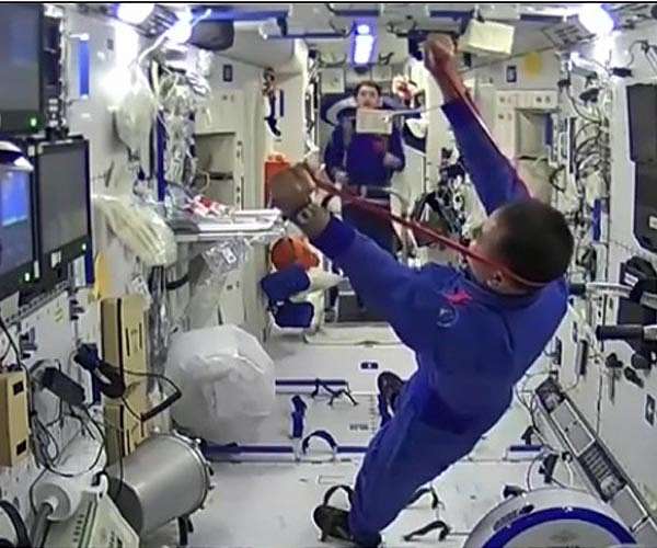 Astronauts at work on Tiangong Space Station